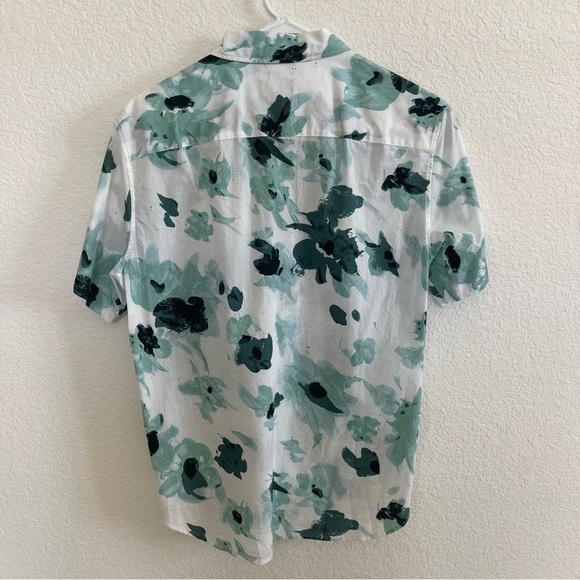 Club Monaco short sleeve shirt - Picture 2 of 8